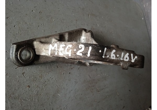 Кронштейн правої півосі Renault 1.5 dci, 1.6 16V, 8200187335